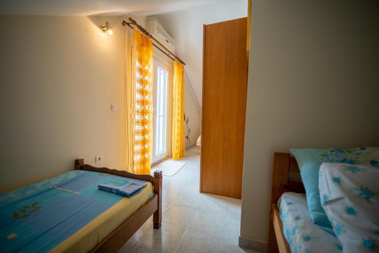 Ari Apartments Krasići Exteriör bild